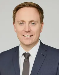 Dr. Daniel Neuhöfer