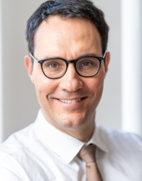 Dr. Martin Wulf