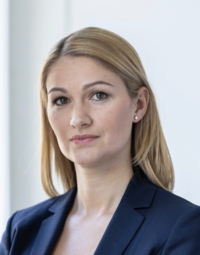 Dr. Kerstin Stirner